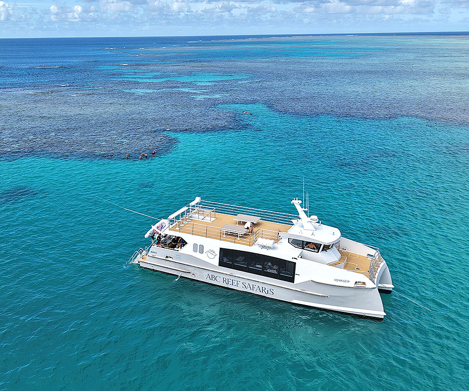 <b>Voyager private charter</b> exclusive for <b>24 guests,</b> in luxury and <b>style.</b>